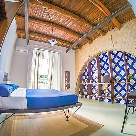 Couette-café Per Duomo 4*