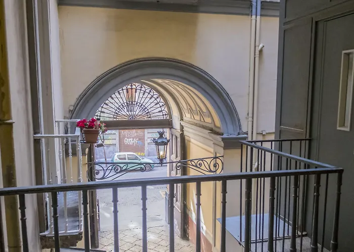 Per Duomo 4* نابولي