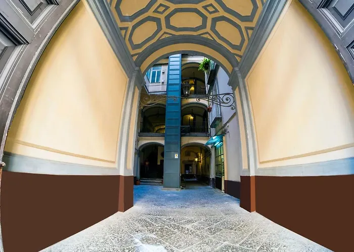 Per Duomo فندق مبيت وإفطار نابولي