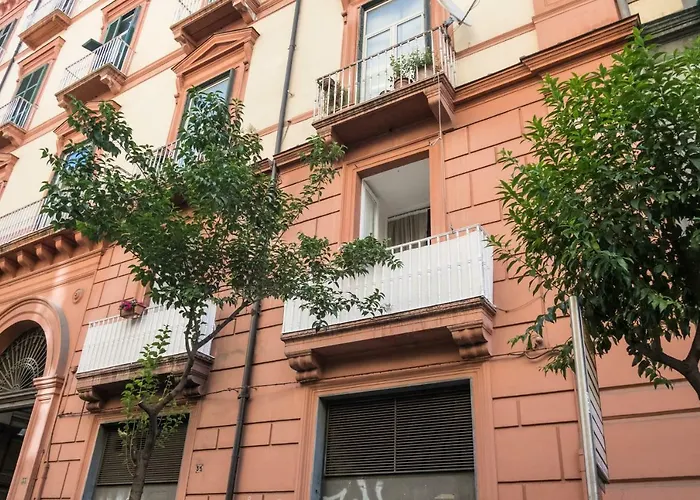 فندق مبيت وإفطار Per Duomo نابولي